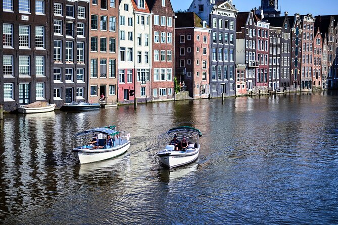 Private 2-hour Amsterdam Canal Tour in the Canal District, Jordaan, Amstel, Port - Experienced Tour Guides