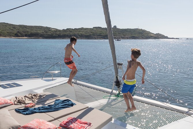 Private 5-Hour Cruise on Brand-New Luxury Catamaran in Mykonos (Max 19 Guests) - Meeting and Pickup Points