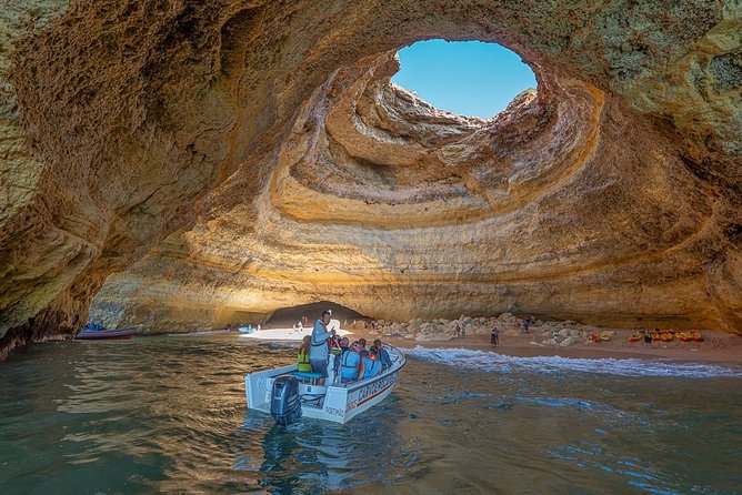 Private 90-Minute Cruise to Carvoeiro Caves and Beaches  - Portimao - Marvel at the Arches of Marinha