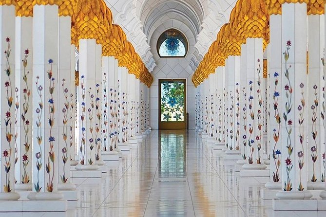 Private Abu Dhabi City Tour With Louvre Museum & Lunch - Tour Feedback and Issues