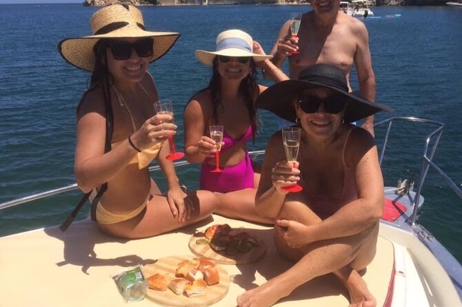 Private Boat Tour With Prosecco - Inclusions and Amenities