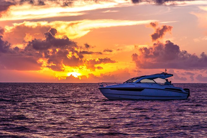 Private Bora Bora Sunset Cruise - Accommodations and Capacity