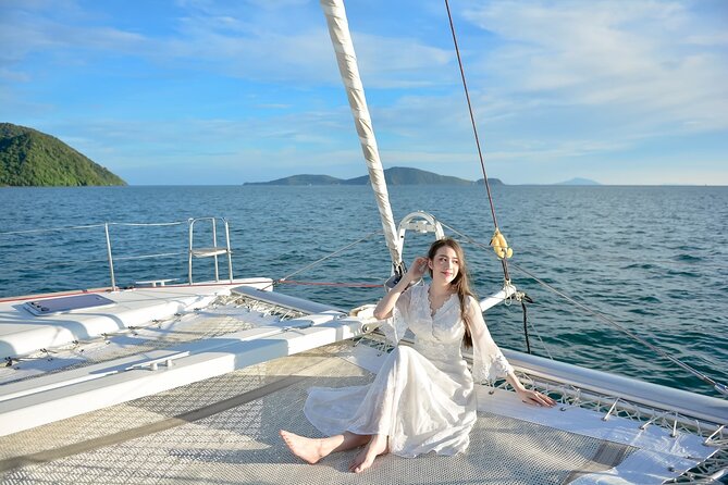 Private Catamaran Yacht to Maiton and Coral With Sunset Cruise - Exploring Maiton Island