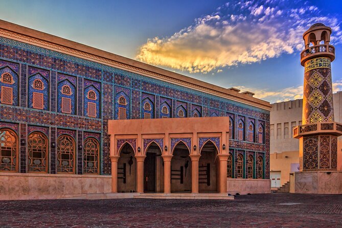 Private City Tour of Doha Souq Wagif,Corniche,The Pearl, Katara - Experiencing the Cultural Charm of Katara