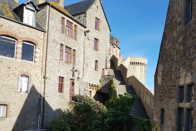 Private Day Trip to Mont Saint-Michel From Saint-Malo - Pickup Details