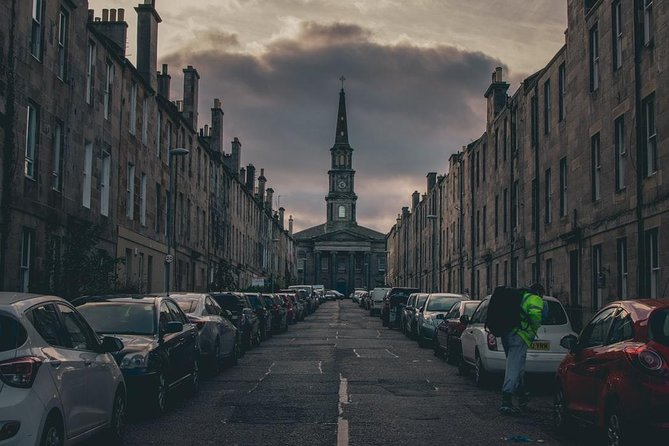 Private Edinburgh Departure Transfer - Hotel / Accommodation to Airport - Meeting and Pickup