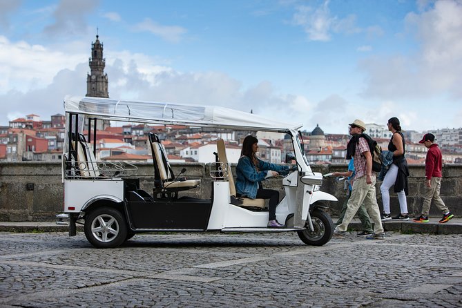 Private Electric Tuk Tuk Sightseeing Tour of Historic Porto - Meeting and Pickup Information