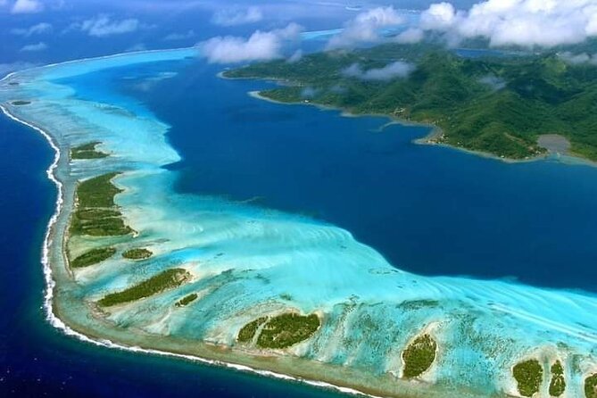 Private Flight, in a Light Plane Over the Polynesian Motus From Raiatea - Date and Traveler Information