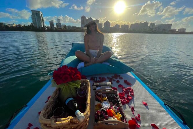 Private Floating Picnic in Condado Lagoon With Wine & Rose Petals - Time Slots