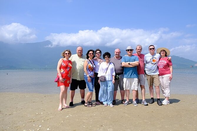 Private Full-Day Tour to Hue Citadel With Boat Trip and Lunch - Lunch at a Local Restaurant