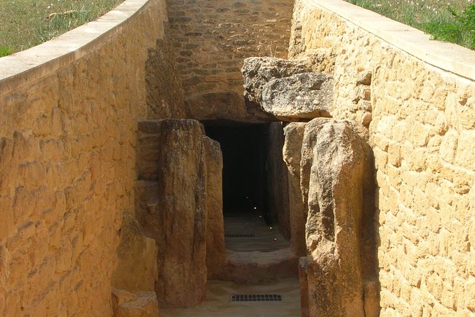 Private Granada Tour to Antequera and the Dolmens for up to 8 Persons - Tour Overview