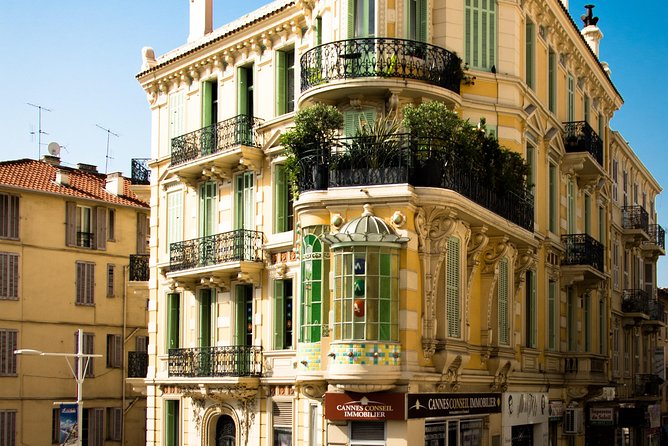 Private Guided Architecture Tour of Cannes With a Local - Meeting and Pickup Details
