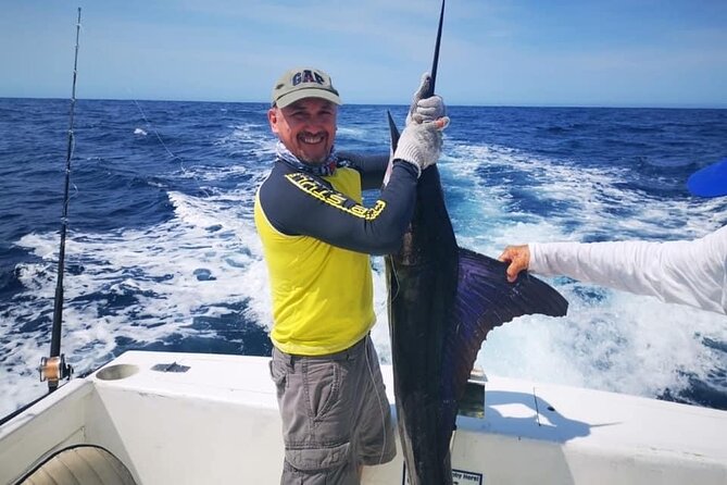 Private Half-day Deep Sea Fishing Charter in Cabo San Lucas - Inclusions