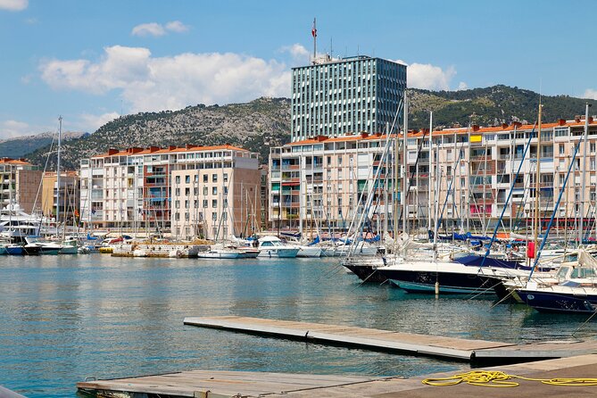 Private Heritage Walking Tour in Toulon - Pricing and Group Size