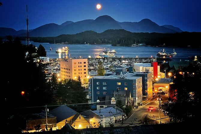 Private Ketchikan City Totems & Wildlife Van Tour - Professional and Knowledgeable Tour Guide