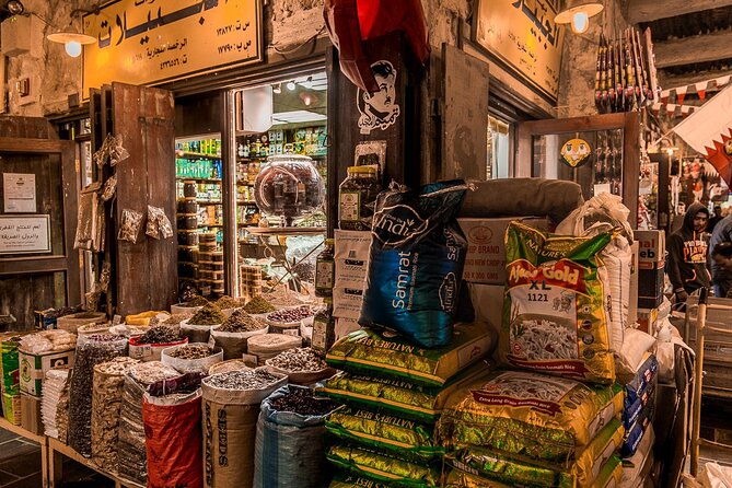 Private Market Shopping Tour in Doha - Souk Waqif or Al Wakra With Hotel Pickup - Souk Waqif: A Shoppers Paradise