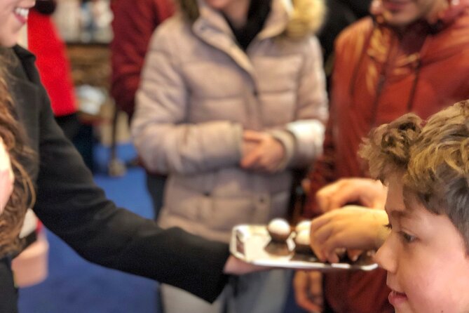Private Mayfair Chocolate Ecstasy Tour for 2! - Meeting and Pickup Information