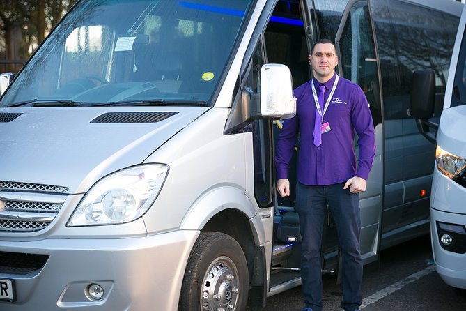 Private Minibus Arrival: Stansted to Central London - Meeting and Pickup Information