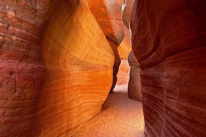 Private Mystical Slot Canyon Tour by 4WD - Exclusive Access to Hidden Gems