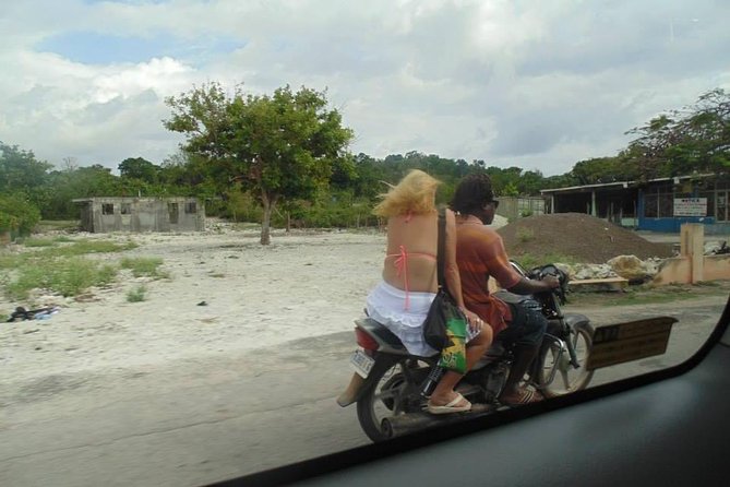Private Negril Beach & Ricks Cafe Sunset Tour - Tour Details