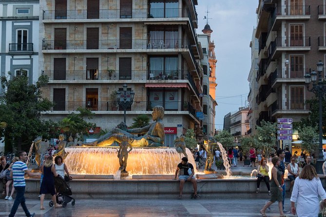 Private Night Tour Myths and Legends to the Moon of Valencia - Dinner Options