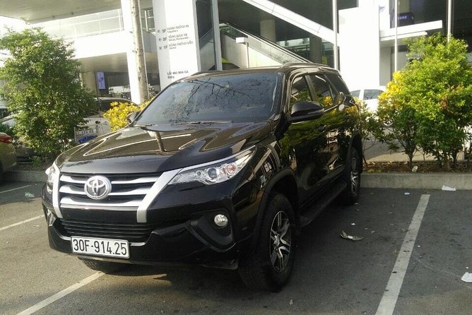 Private Noi Bai Airport Transfer (Han) Arrival or Departure - Meeting and Pickup
