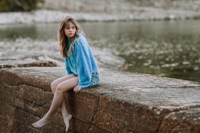 Private Photo Session With a Local Photographer in Marseille - Traveler Information