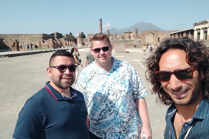Private Pompeii Tour With Lunch and Olive Oil Factory Experience - Traveler Photos