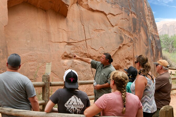 Private Scenic Petroglyph Tour in Moab - Inclusions
