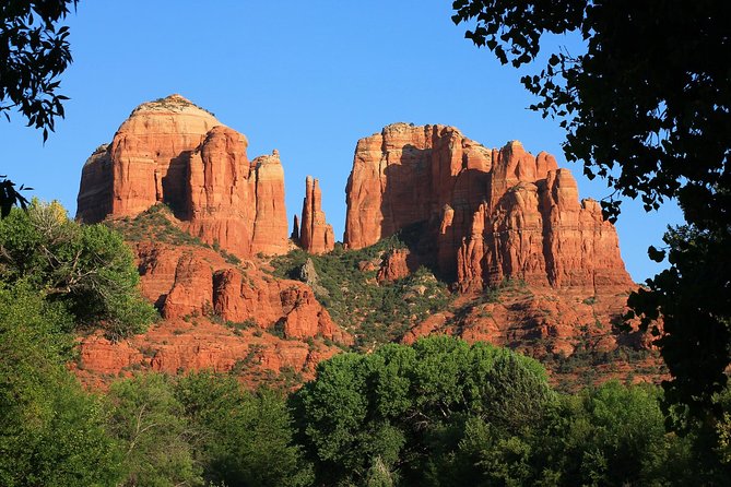 Private Sedona Red Rock Country and Native American Ruins Day Tour - Itinerary Overview