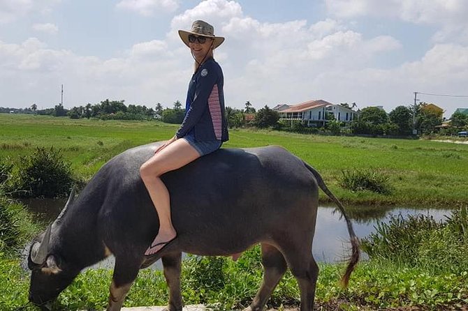 Private Shore Excursion From TIEN SA DA NANG Port to Discover HOI an CITY & HOI an RIVER VILLAGE Plu - Cultural Gifts: Woven Palm Leaves Rings, Crowns, and Flowers