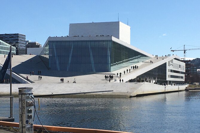 Private Sightseeing in a Volvo XC 90 All Inclusive Museum/Guiding - Top Museums to Visit in the Tour