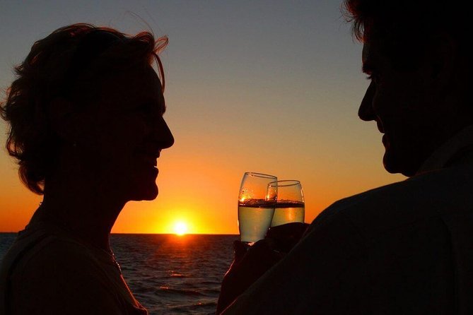 Private Sunset Yacht 2h Cruise From Albufeira Marina - Cruise Along the Coastline