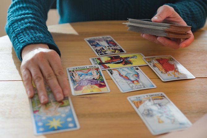 Private Tarot Reading - For Groups or Solo Adventurers - Meeting and Pickup