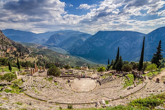Private to Delphi ! From Volos - Exploring the Oracle of Delphi