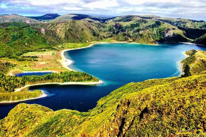 Private Tour 1-4 People Full Day Sete Cidades & Lagoa Do Fogo - Questions