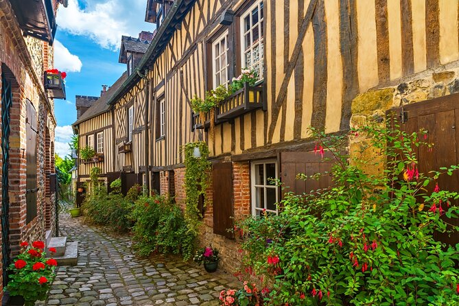 Private Tour Honfleur and Deauville With Pick-Up From Le Havre - Tour Details