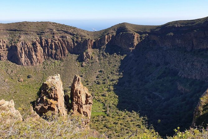 Private Tour of Gran Canaria Volcano and Canary Wine Tasting - Exploring Bandama Volcanos