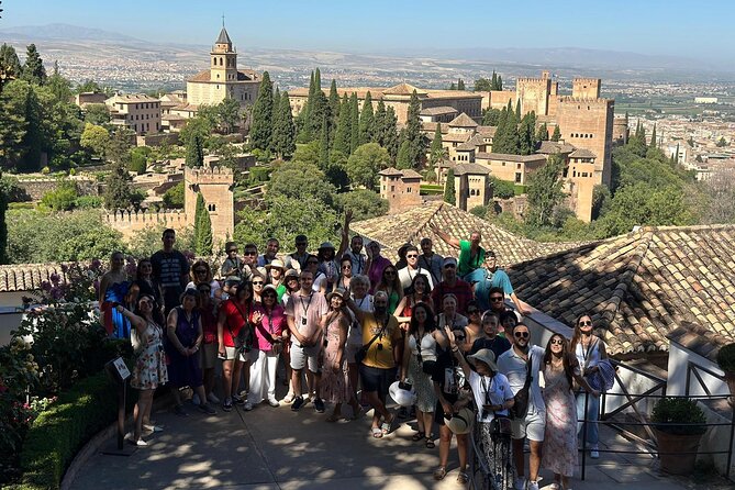 Private Tour of the Alhambra and Generalife Gardens - Tour Experience