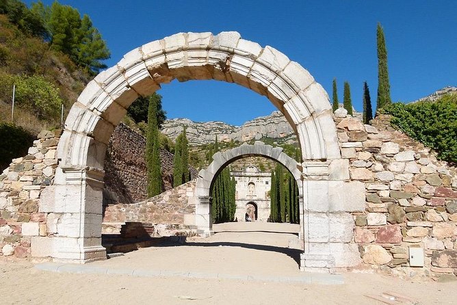 Private Tour Siurana Escaladei & Wines - Pick up Hotel From Salou/Tarragona - Pickup and Drop-off Information