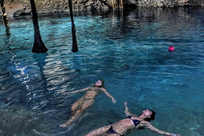 Private Tour The Best Cenotes in Tulum Riviera Maya - Positive Reviews of Guides