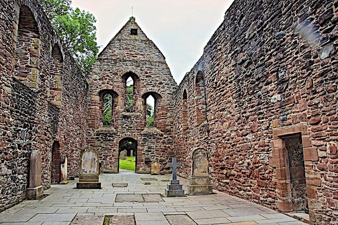 Private Tour to Loch Ness Culloden Battlefield Clava and Cawdor - Weather Considerations and Flexibility