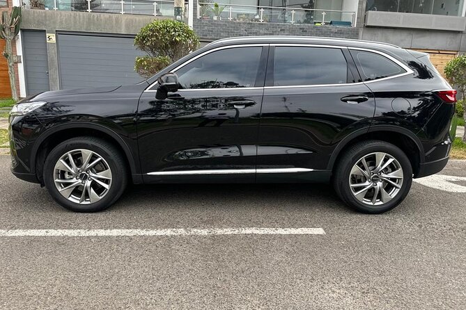 Private Transfer From Lima Airport to Hotel - Pricing and Group Size