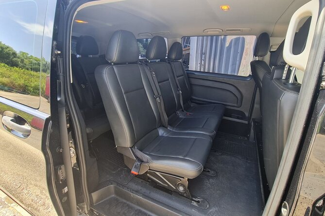 Private Transfer From or to Kyllini to or From Kalamata Airport - Meeting and Pickup