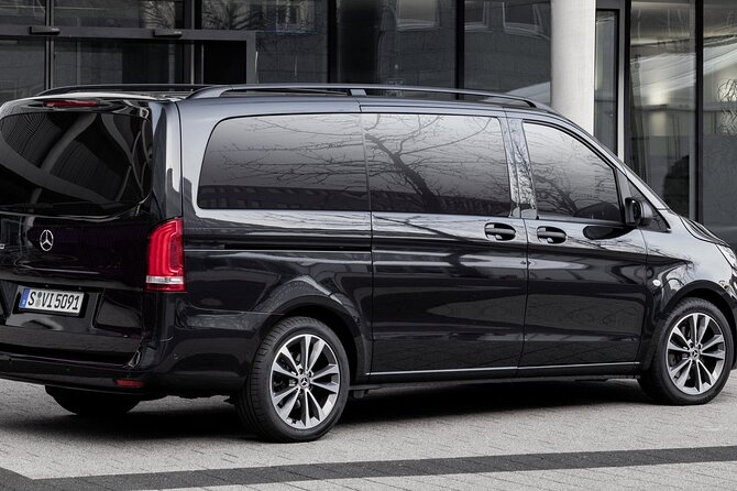 Private Transfer Tahiti Airport PPT to Papeete Urban Area by Van - VIP Luxury Transfer