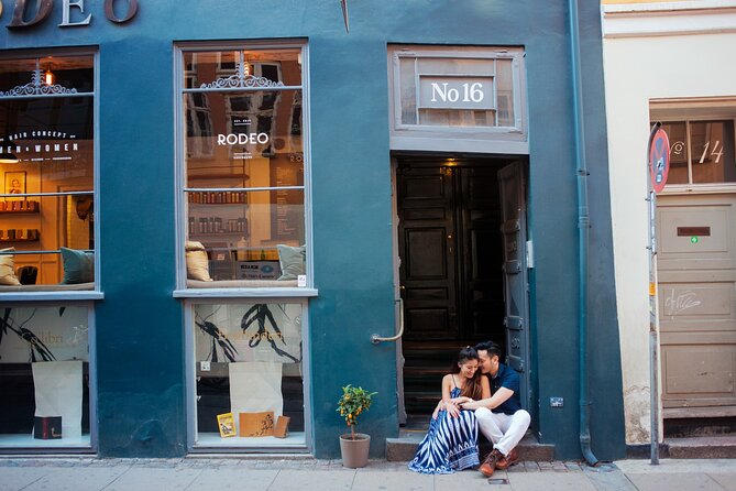 Private Vacation Photography Session With Local Photographer in Copenhagen - Start Time and Meeting Point