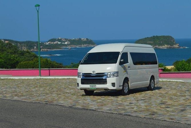 Puerto Escondido - Private Transportation Service From (HUX) Airport - Booking and Availability
