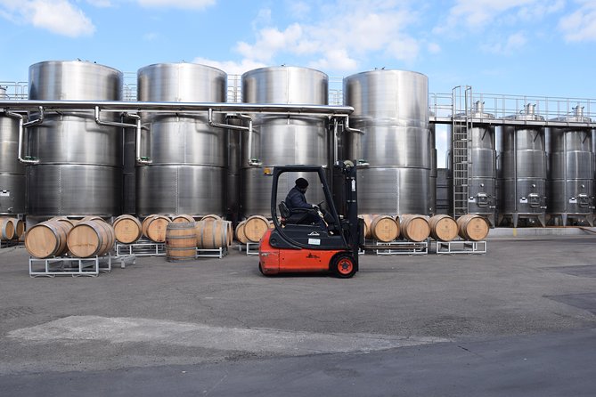 Puglia Winery Tour and Aperitivo Tasting - Meeting and Pickup