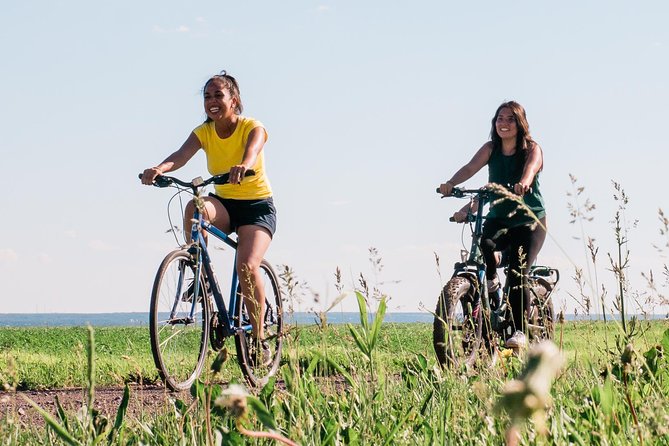 Quebec City :Rent Bikes Ile Dorleans -The Highlight of Vacation - Four Routes to Discover on Ile Dorleans