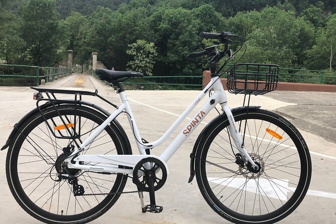 Rental of Electric Bicycles, Personalized Routes Guided by GPS - Meeting and Pickup Information